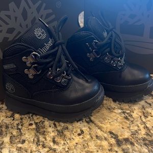 Gently Used Toddler Timberland boots! All black! Size 4.5